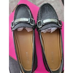 Coach flats